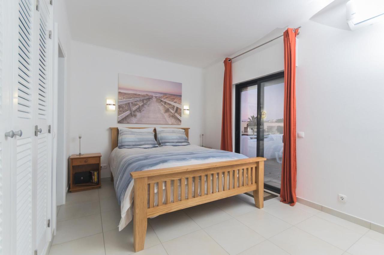 Superb Beach Townhouse At Vila Gaivota Resort Ferragudo Esterno foto